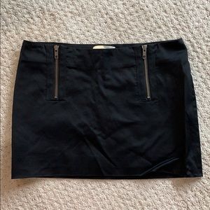 Elizabeth and James Black mini skirt